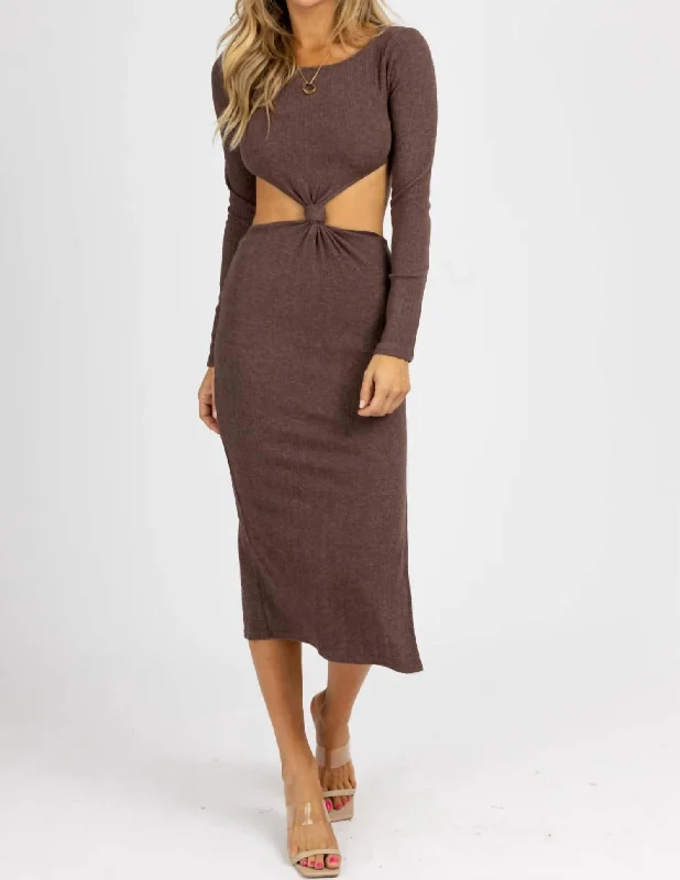 Long Sleeve Front Twist Midi Dress In Chocolate