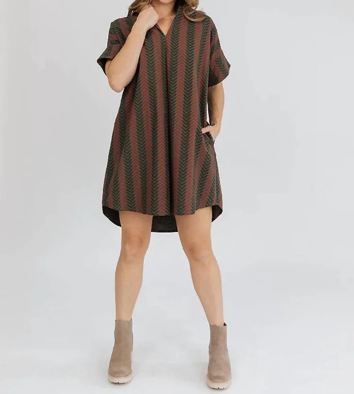 Chennai Dress In Chevron Fern Red