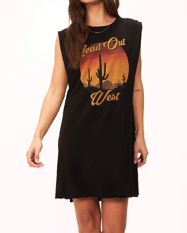 Head Out West Dress In Black