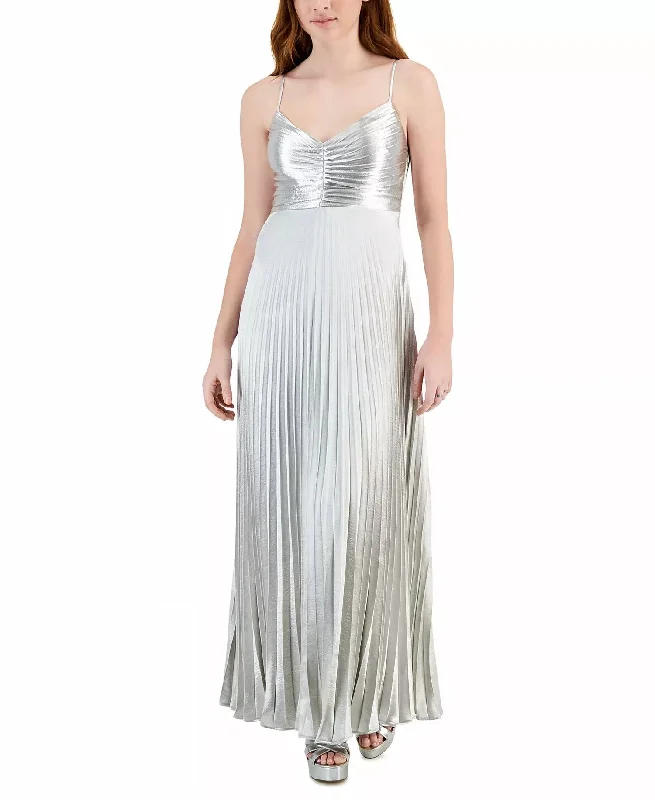 Rose Pleated Dress In Silver