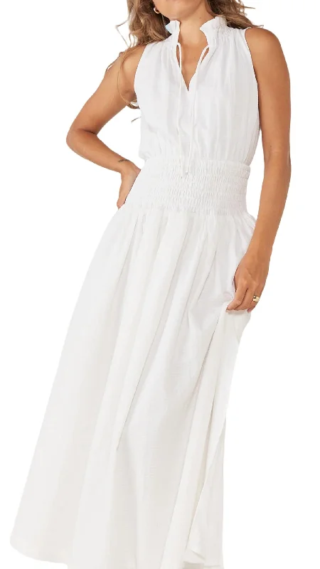 Assure Midi Dress In White